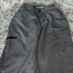 Hello! Today I will be selling these lee dungarees